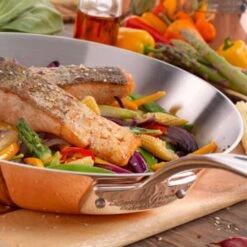 28cm Copper Induction Frying Pan 14 28cm Copper Induction Frying Pan -Home And Daily Necessities Store 28cm copper induction frying pan lifestyle 1 600x600 1