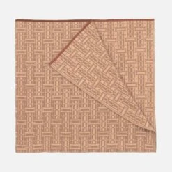 Parquet Throw Sand