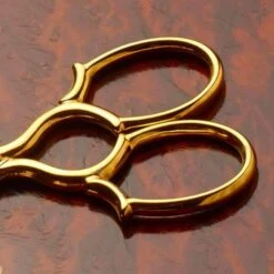 Embroidery Epaulette Snips 7 Embroidery Epaulette Snips -Home And Daily Necessities Store EPAULETTE EMBROIDERY SNIPS close up 600x600 1