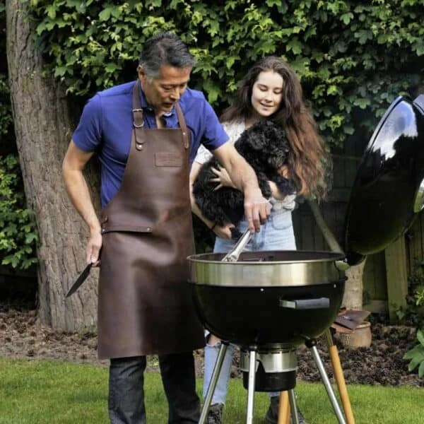 Montford Leather Apron – Towel Loop & Pocket 5 Montford Leather Apron – Towel Loop & Pocket - Image 3