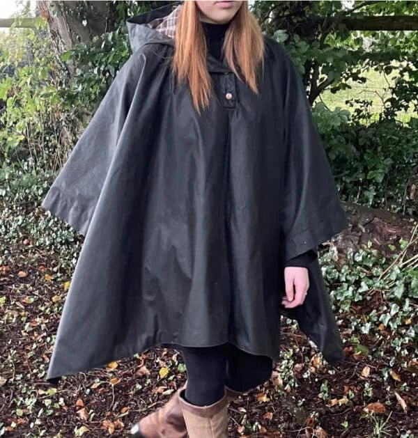 Women’s Rustic Field Cape 3 Women’s Rustic Field Cape - Image 2