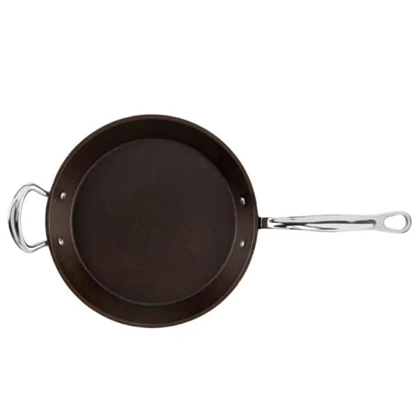 28cm Cast Iron Skillet Frying Pan 5 28cm Cast Iron Skillet Frying Pan - Image 3