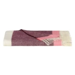 Damask Lambswool Throw 7 Damask Lambswool Throw -Home And Daily Necessities Store damask rug folded 600x600 1