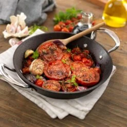 28cm Cast Iron Double Handled Skillet 9 28cm Cast Iron Double Handled Skillet -Home And Daily Necessities Store dh skillet 2 2 600x600 1