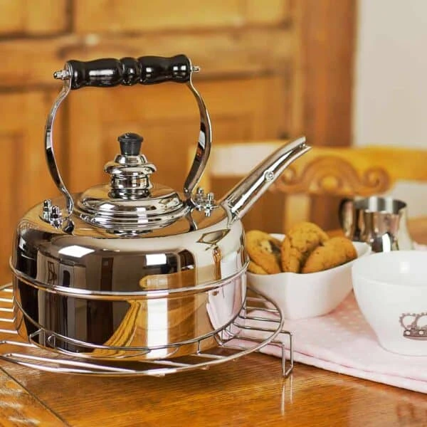 No2 Chrome Whistling Kettle For Gas, Electric & Ceramic 4 No2 Chrome Whistling Kettle For Gas, Electric & Ceramic - Image 2